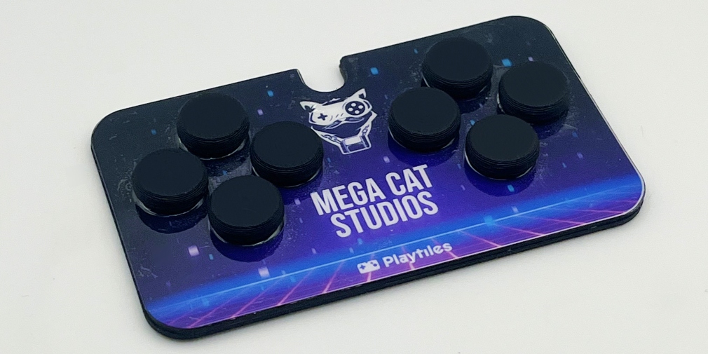 Playtiles и Mega Cat Studios выпускают лимитированный контроллер и семь ретро-игр за 25 евро